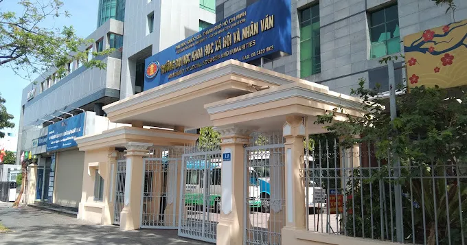 Đại học Khoa học Xã hội Nhân văn - Quận 1